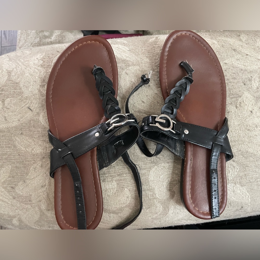 🐮GBG black sandals🐮